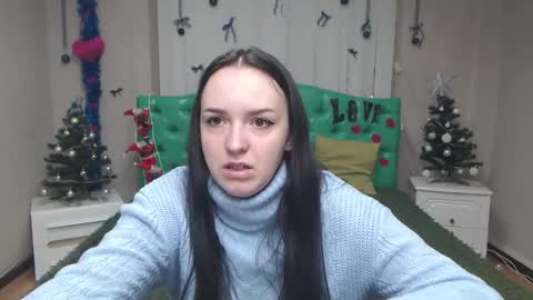 IsabelBlackberry online show from 12.22.25