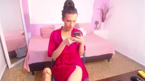 Snapshot of isabelfernandez chatting on 10.25.25 IsabelFernandez online show from 10.25.25