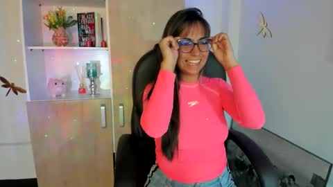 Isabella22 1 online show from 02.19.25