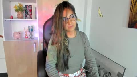 Isabella22 1 online show from 03.12.25