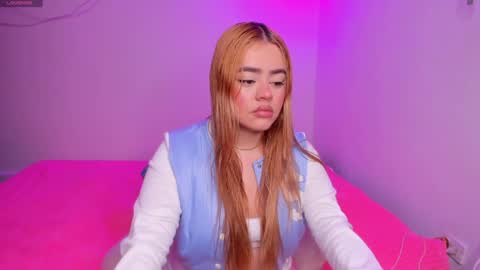 Snapshot of isabella_arias1 chatting on 01.07.25 Isabella Arias online show from 01.07.25