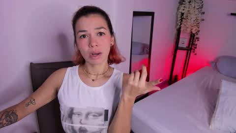 isabella online show from 10.10.25