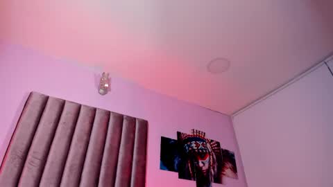   online show from 04.08.26