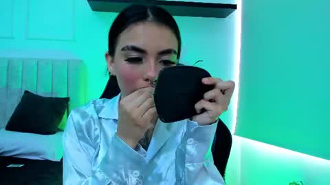 ISABELLA online show from 06.27.26