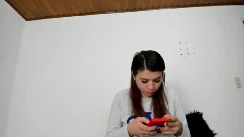 Snapshot of isabella_jaramillo chatting on 11.13.25 isabella_jaramillo online show from 11.13.25