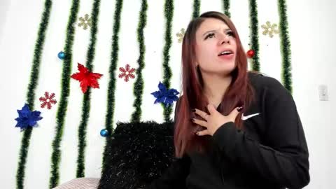Snapshot of isabella_jaramillo chatting on 11.20.25 isabella_jaramillo online show from 11.20.25