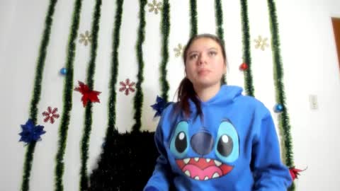 Snapshot of isabella_jaramillo chatting on 12.03.25 isabella_jaramillo online show from 12.03.25