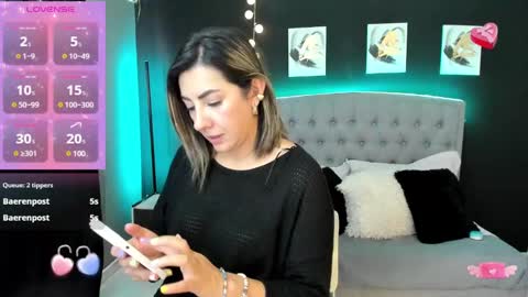 Snapshot of isabella_lt chatting on 02.07.25   online show from 02.07.25