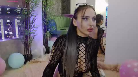 Isabella online show from 10.21.25