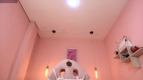 Isa  online show from 02.04.26