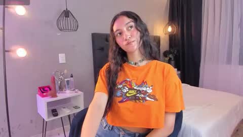 Isabella Nowa online show from 02.22.26