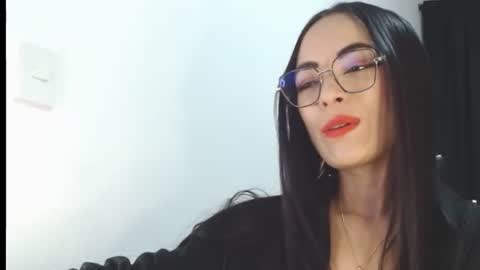 Snapshot of isabella_piercee chatting on 06.24.26 isabella_piercee online show from 06.24.26