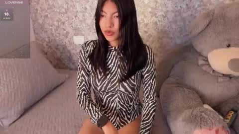 isa  online show from 03.08.25