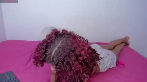 isabella online show from 01.18.25