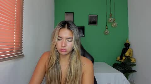 Isabella online show from 02.27.25