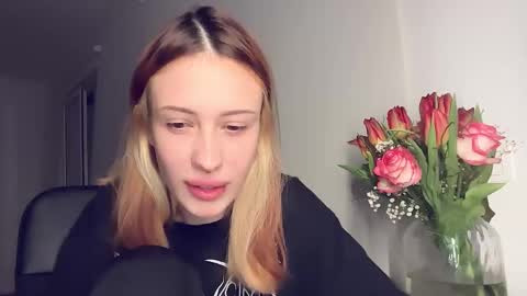 Snapshot of isabella_stella chatting on 02.27.26 Isabella online show from 02.27.26