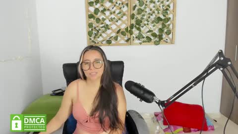 Isabella online show from 01.02.25