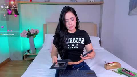 isabella_winkler online show from 10.12.25