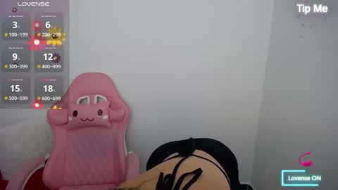 Snapshot of isabella_wish1 chatting on 10.10.25 isabella_wish1 online show from 10.10.25
