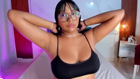 isabella zc online show from 11.14.25