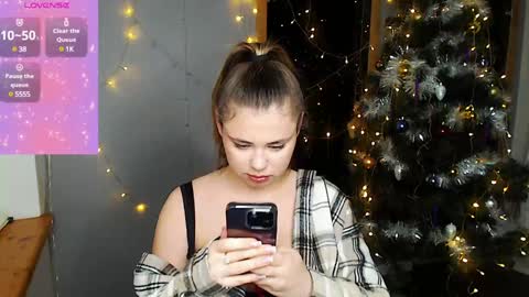 Snapshot of isabellabler chatting on 12.13.24 isabellabler online show from 12.13.24
