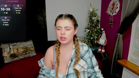 Snapshot of isabellabler chatting on 12.16.24 isabellabler online show from 12.16.24