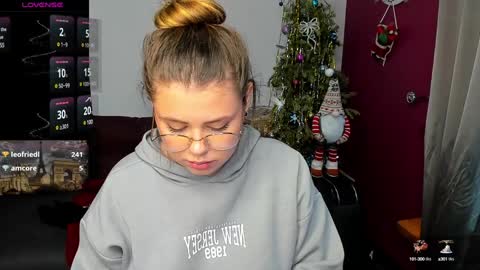 Snapshot of isabellabler chatting on 01.13.25 isabellabler online show from 01.13.25