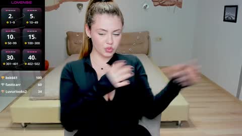 Snapshot of isabellabler chatting on 01.26.25 isabellabler online show from 01.26.25