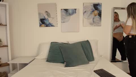 Isabella  online show from 02.23.26