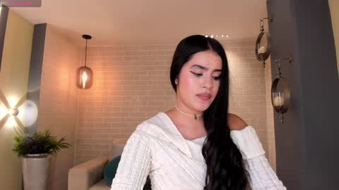 Isa Hill  online show from 12.30.24