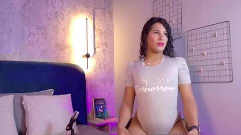 Snapshot of isabellaho1317 chatting on 10.19.25 Isabella online show from 10.19.25