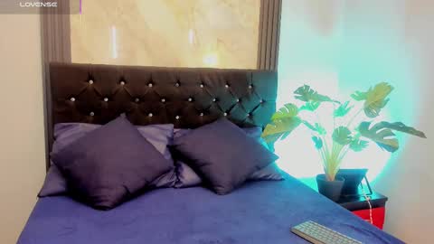Isabella - Schedule 1500 - 2200 gtm-5 online show from 09.12.25