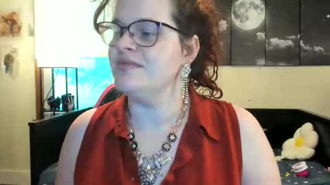 Snapshot of isabellamariedarcy chatting on 06.10.26 isabellamariedarcy online show from 06.10.26