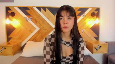 Isabella  online show from 10.20.25