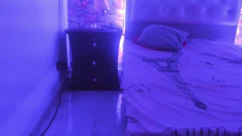 Isabella anal squirt latina colombian paisa online show from 03.01.25