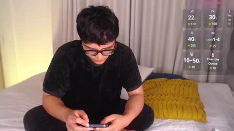 Isabella Mout  online show from 02.23.26