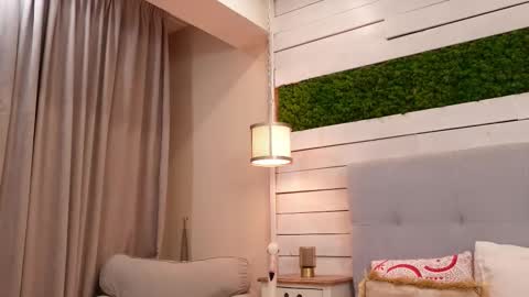 IsabellaMyst online show from 02.27.26