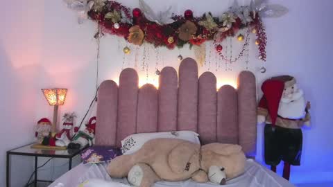 Snapshot of isabellas_smith chatting on 01.05.25 Martina IG martissmith01 online show from 01.05.25