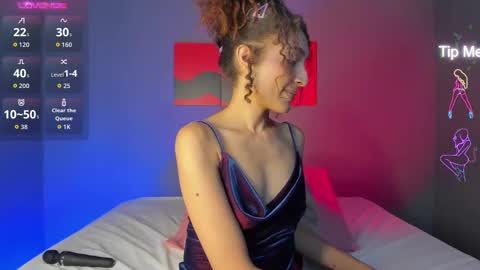 Isabella online show from 09.13.25