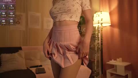 Bella online show from 09.22.25