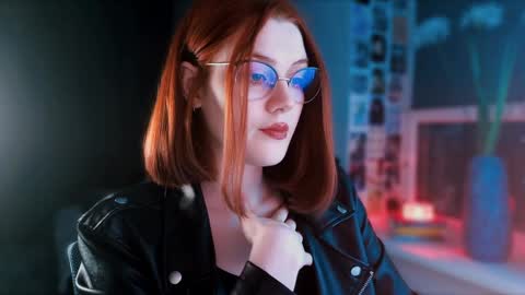 Madame Isabelle online show from 01.27.25
