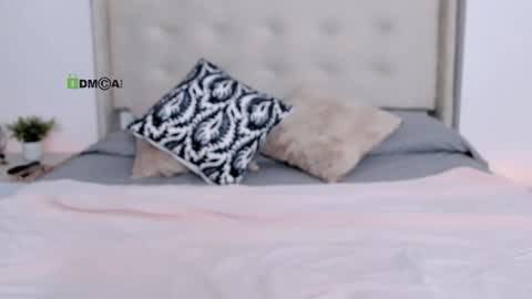 Isabelle Diaz online show from 12.09.24