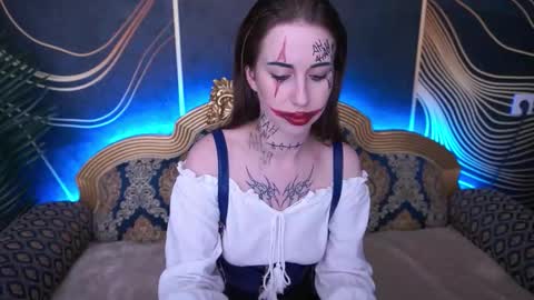 Snapshot of isabelledior chatting on 10.30.25 Isabelle online show from 10.30.25