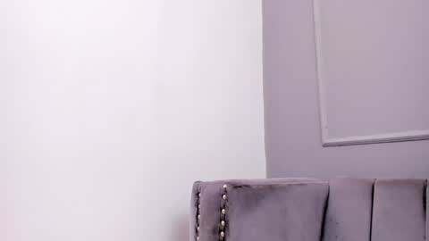 Isabellsmmith online show from 12.28.24