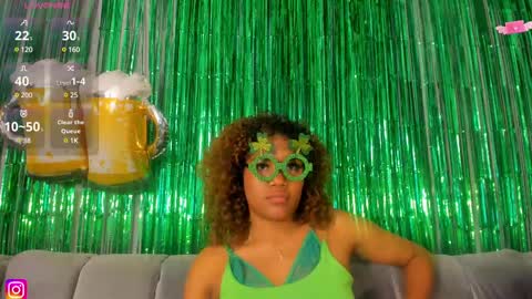 Isabellsmmith online show from 03.04.25