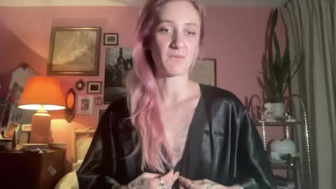 Isabel  online show from 08.03.26