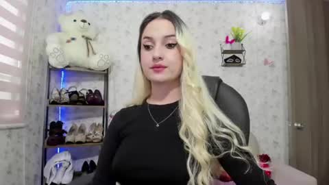 ISABELLA online show from 05.15.26