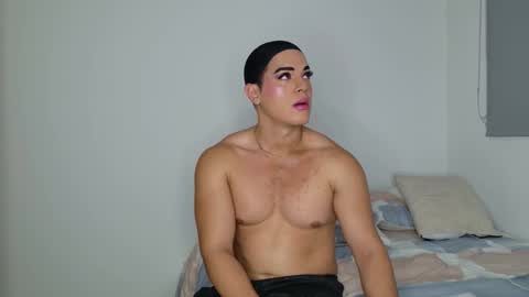 Snapshot of isahilton1 chatting on 02.11.26 Isabella Hilton online show from 02.11.26