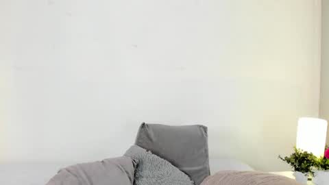 Snapshot of isameow chatting on 12.20.24 isameow online show from 12.20.24