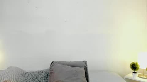 Snapshot of isameow chatting on 01.15.25 isameow online show from 01.15.25